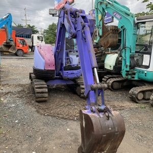 Komatsu PC28UU-2e13765