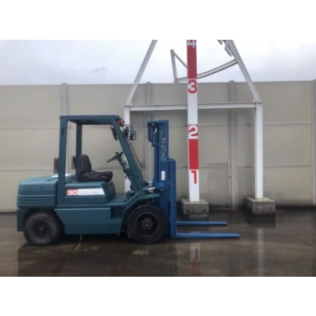 KOMATSU FD30-11 M117A-347728