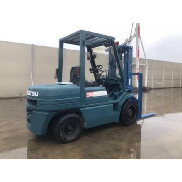 KOMATSU FD30-11 M117A-347728