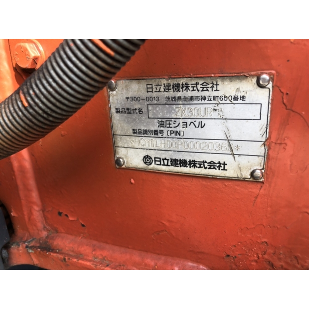 HITACHI ZX30UR HCM1LH00P00020360