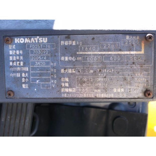 KOMATSU FD25T-16 
