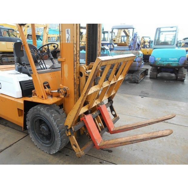 KOMATSU FD30-8 M101A-142729