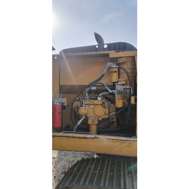 Caterpillar 320-D-04722