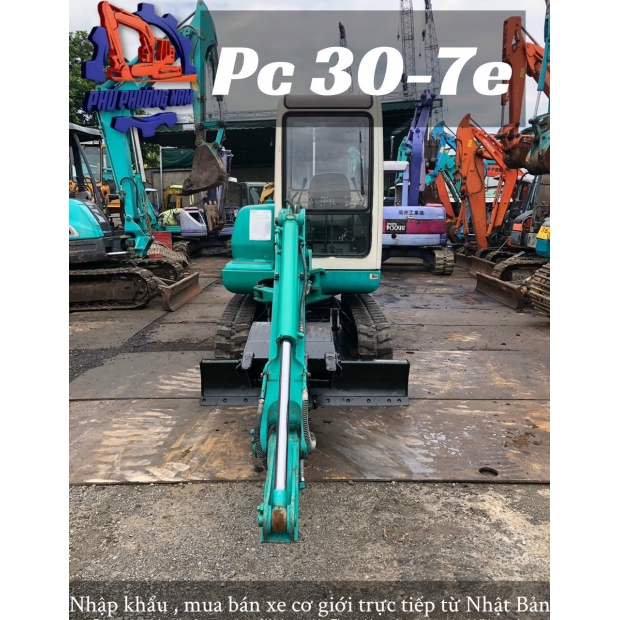 Komatsu pc30-7E-26586