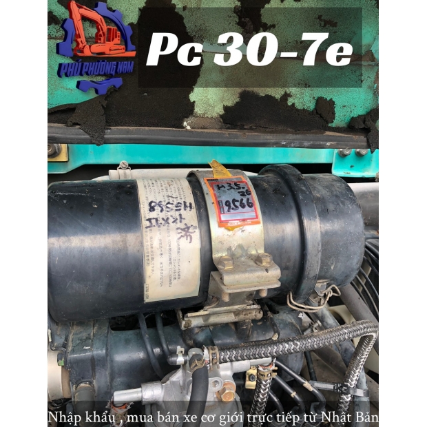 Komatsu pc30-7E-26586