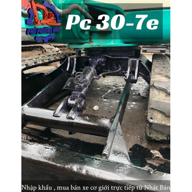 Komatsu pc30-7E-26586