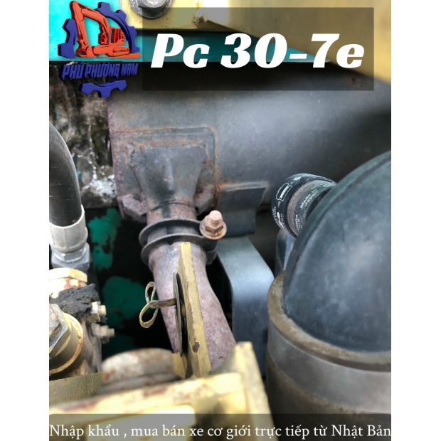 Komatsu pc30-7E-26586