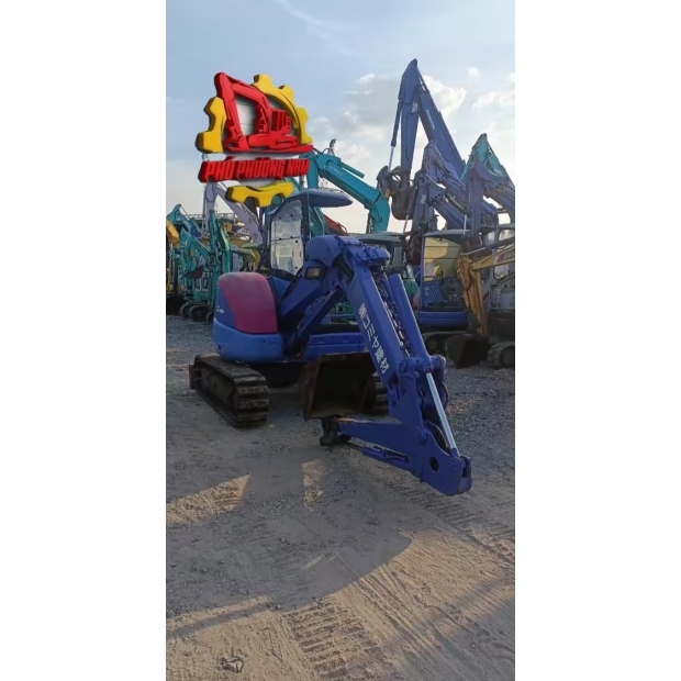 Komatsu pc38uu-3-9761