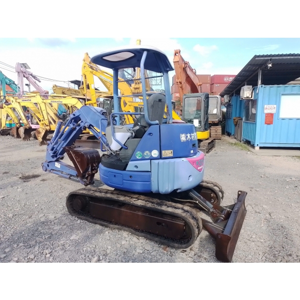 Komatsu PC30UU-3-11673