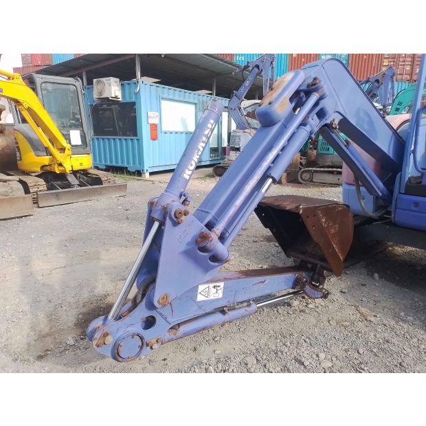 Komatsu PC30UU-3-11673